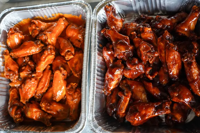 Buffalo and barbecue wing trays